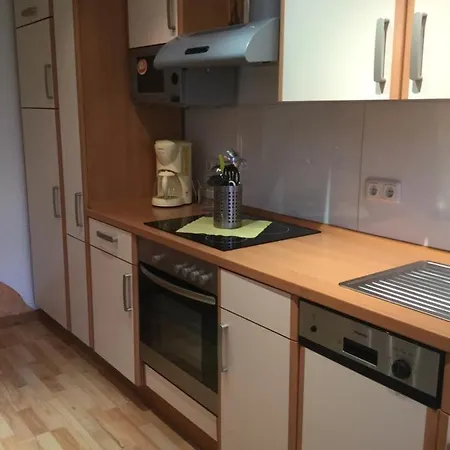 Ferienwohnung Elsterveilchen - 100 M Zur Soletherme ,Kurpark & Theater, Parkplatz *