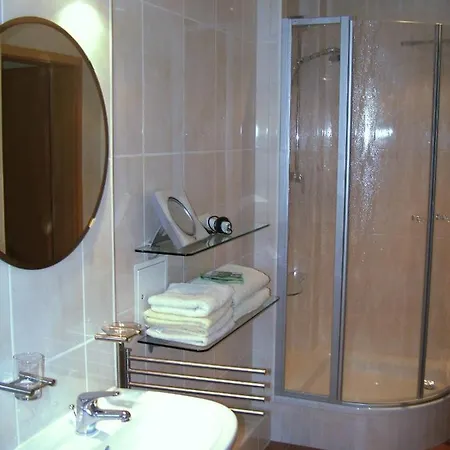 Elsterveilchen 100 M Bis Zur Soletherme Und Theater Lejlighed Bad Elster