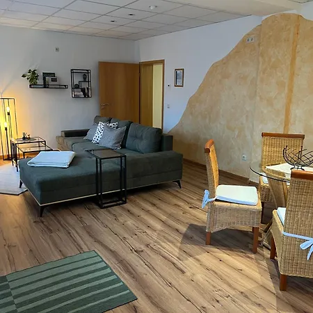 Apartament Ferienwohnung Elsterveilchen - 100 M Zur Soletherme ,Kurpark & Theater, Parkplatz Bad Elster